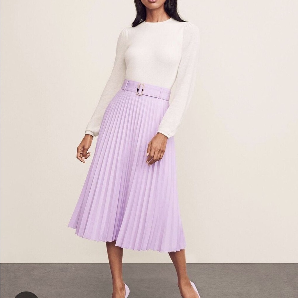 Ann Taylor pleated skirt